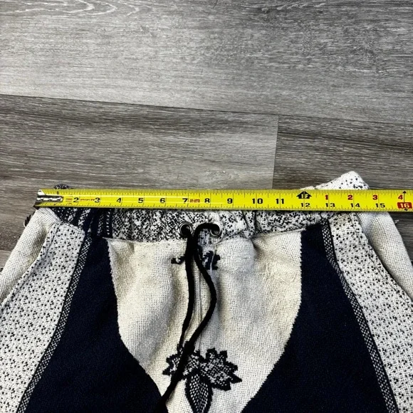 Custom Hand Made Tapestry Rug Playing Card Shorts Size 30" Waist - Picture 7 of 7